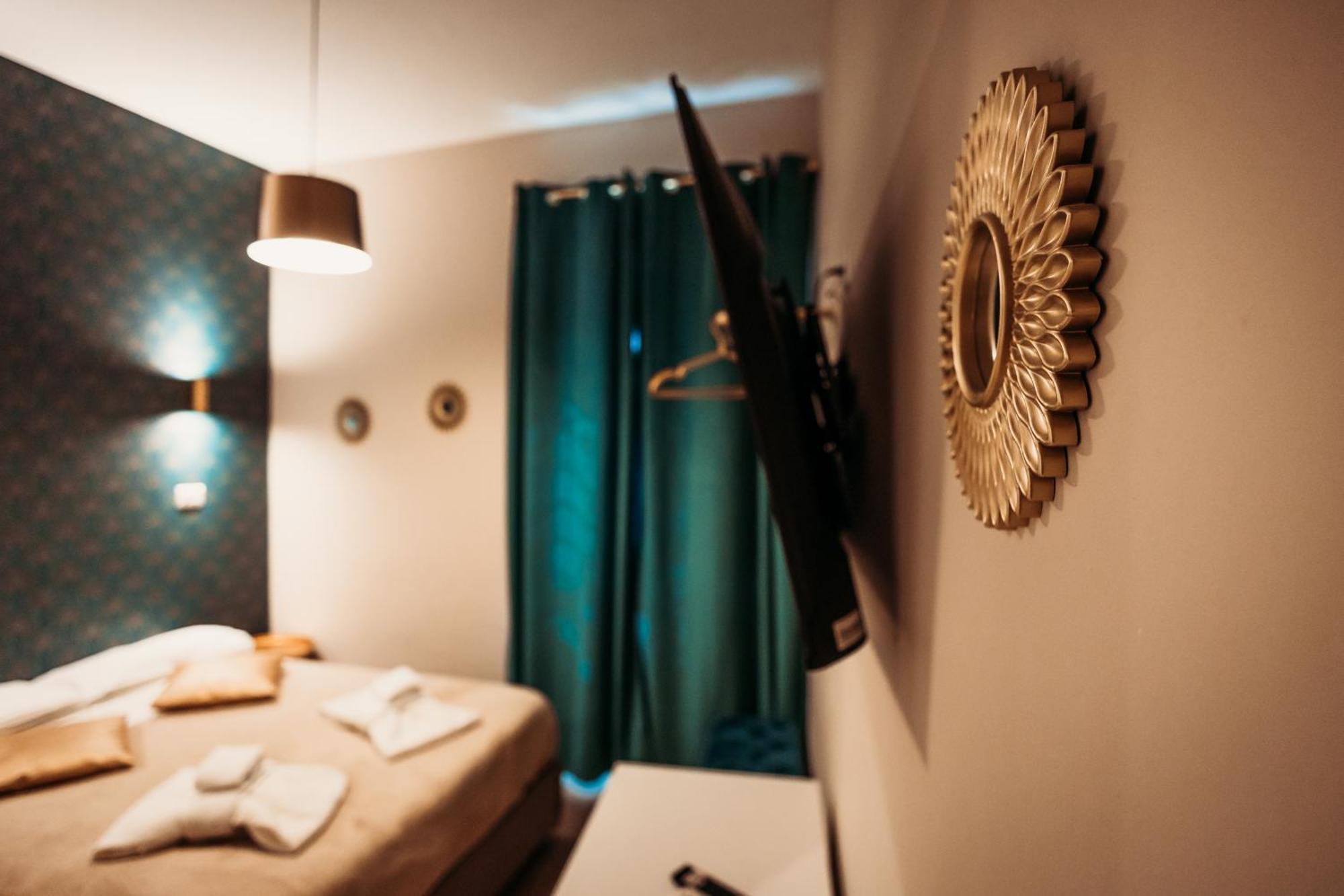 רומא Hotel Domus Tiberina מראה חיצוני תמונה