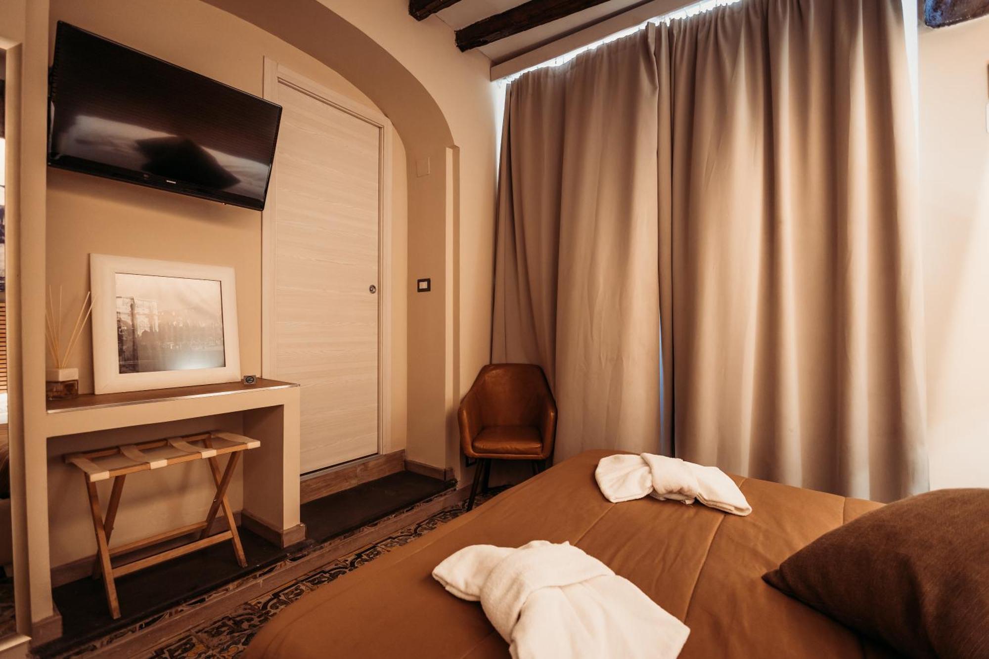 רומא Hotel Domus Tiberina מראה חיצוני תמונה