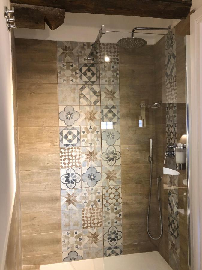 רומא Hotel Domus Tiberina מראה חיצוני תמונה